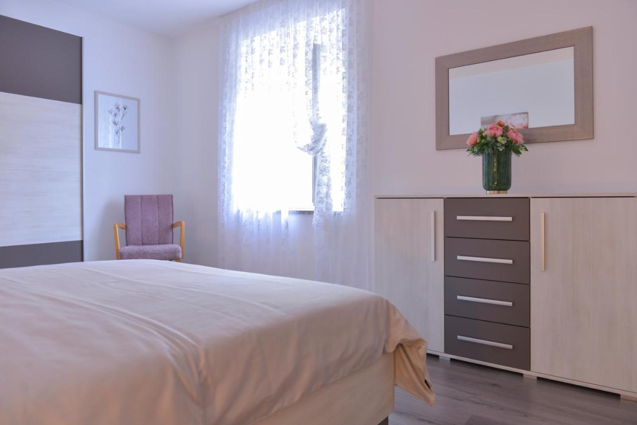 Apartment Piano Rijeka Bagian luar foto