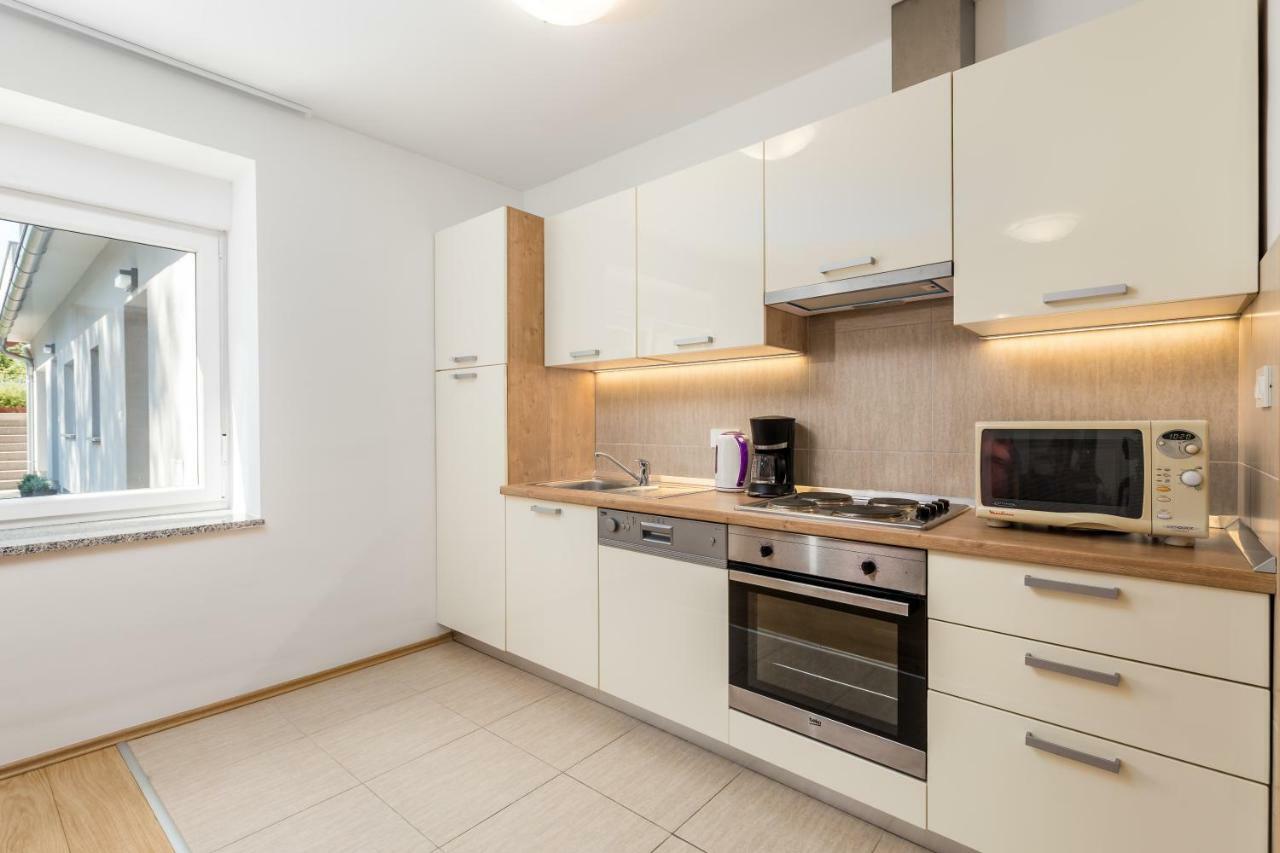 Apartment Piano Rijeka Bagian luar foto