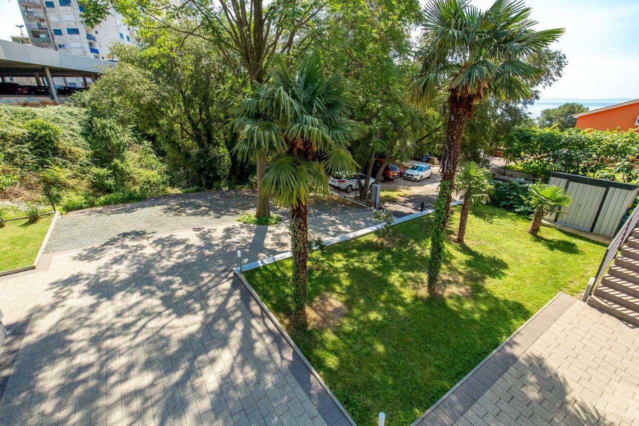 Apartment Piano Rijeka Bagian luar foto