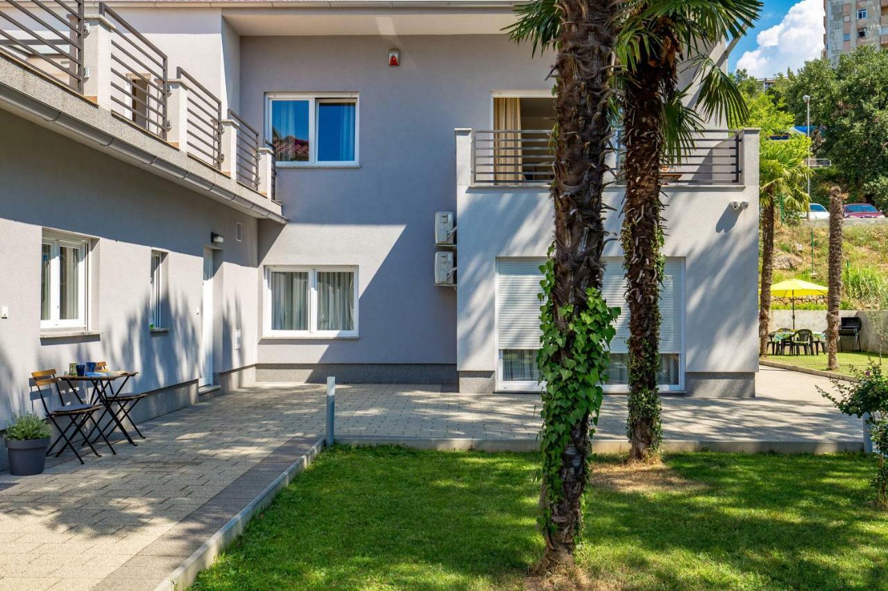 Apartment Piano Rijeka Bagian luar foto